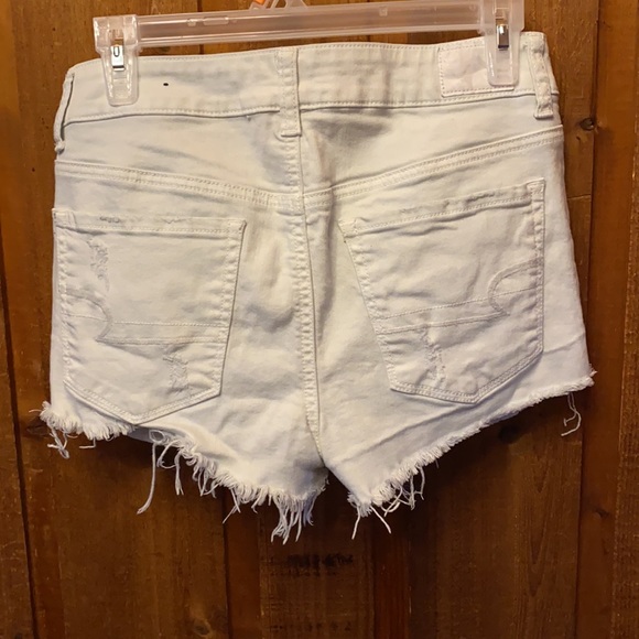White Denim American Eagle Shorts - Picture 4 of 4